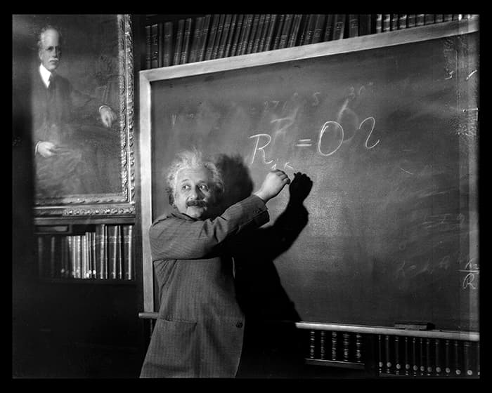 Albert Einstein 