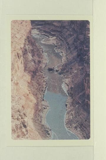 Boulder Narrows with ice on the river. Lees Ferry gauge: 4,150 cfs