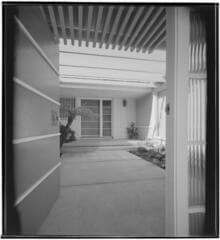 Go to image 2.