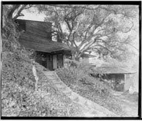 Go to image 1.