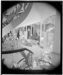 Go to image 4.