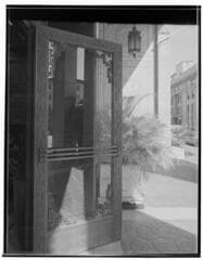 Go to image 4.