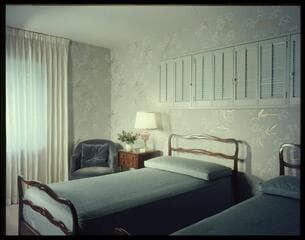 Go to image 1.